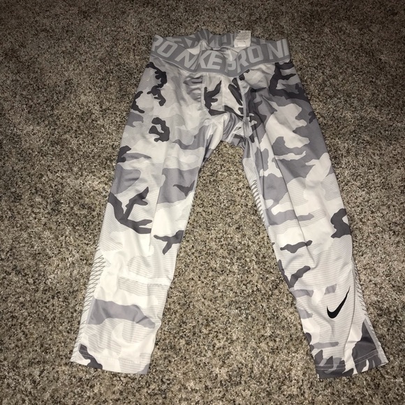 Nike pro camo cropped leggings - Picture 2 of 6